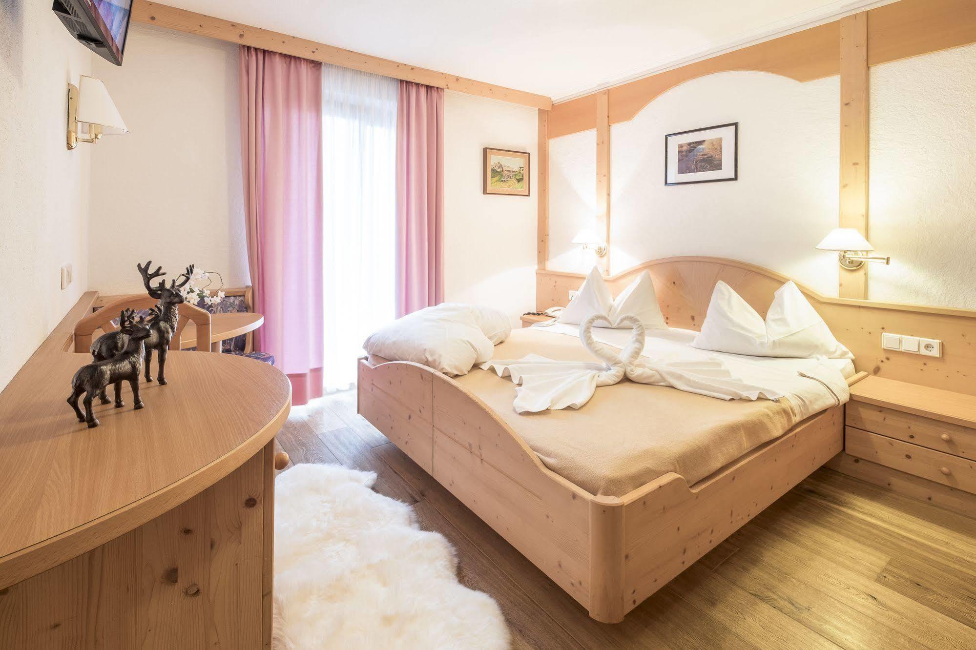 Hotel Serena Badia  Eksteriør bilde